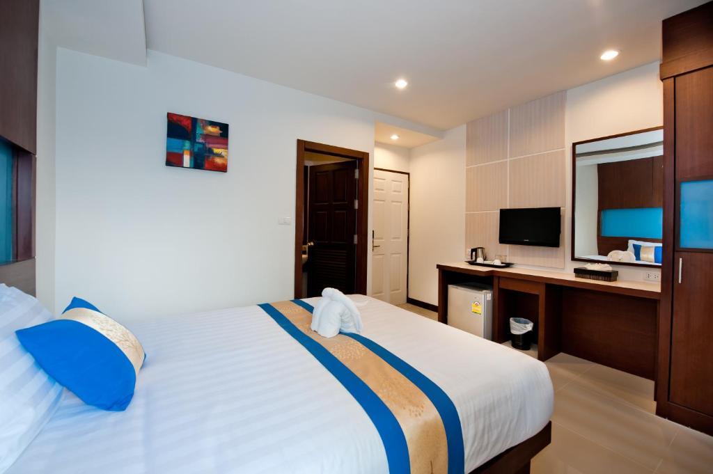 Blue Sky Patong Hotell Rom bilde
