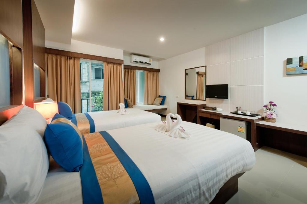 Blue Sky Patong Hotell Rom bilde