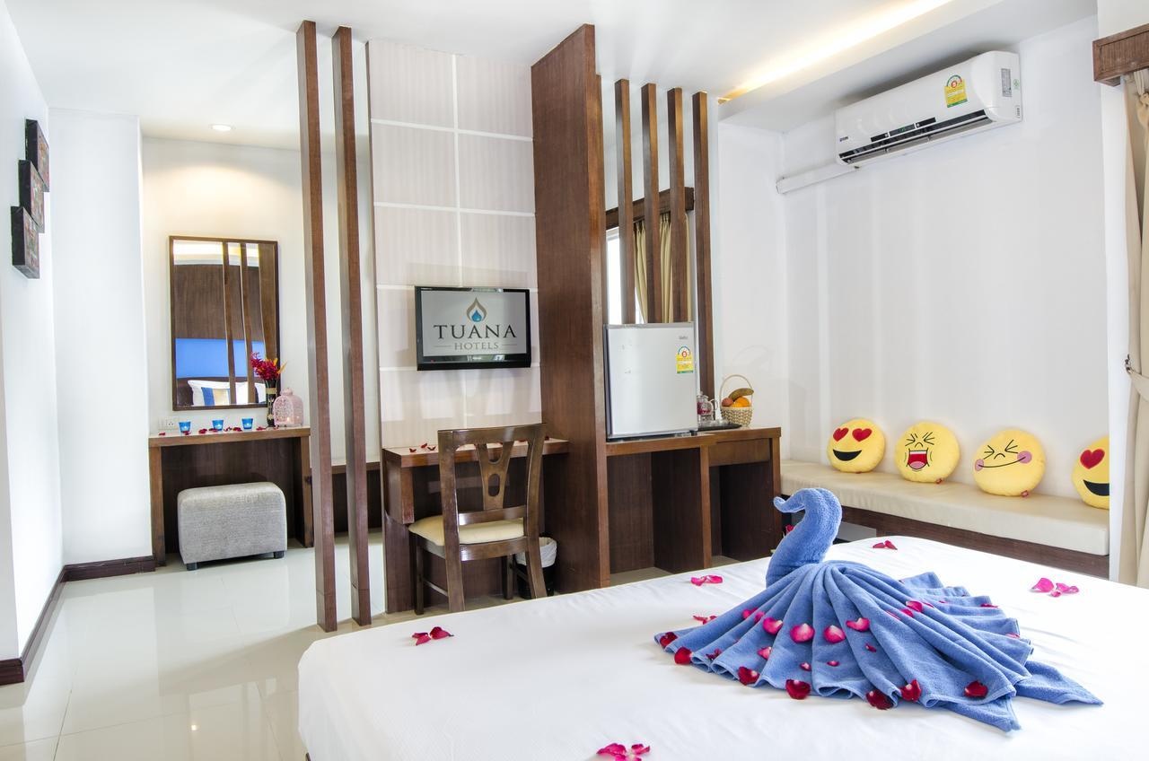 Blue Sky Patong Hotell Eksteriør bilde