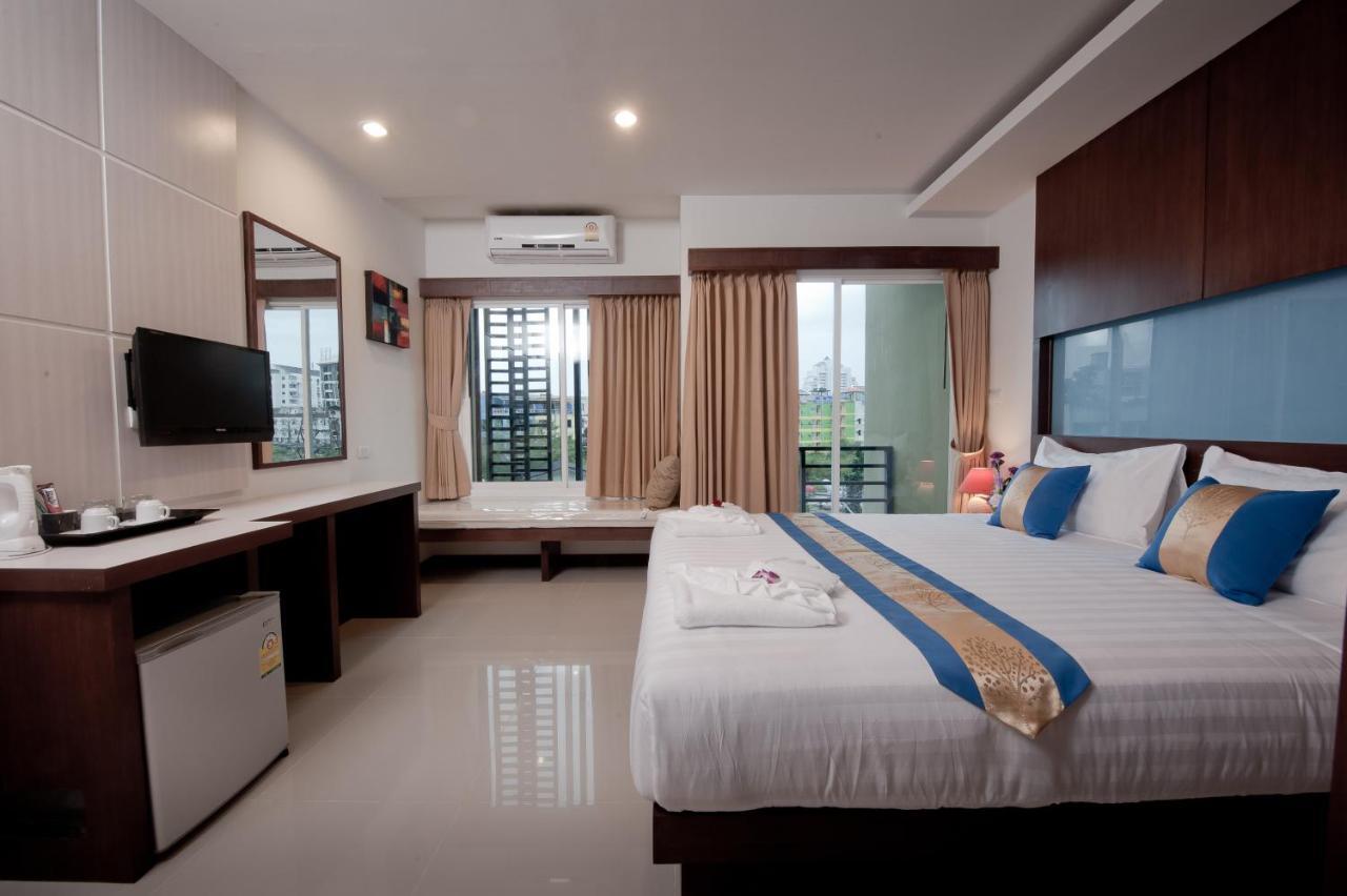Blue Sky Patong Hotell Rom bilde